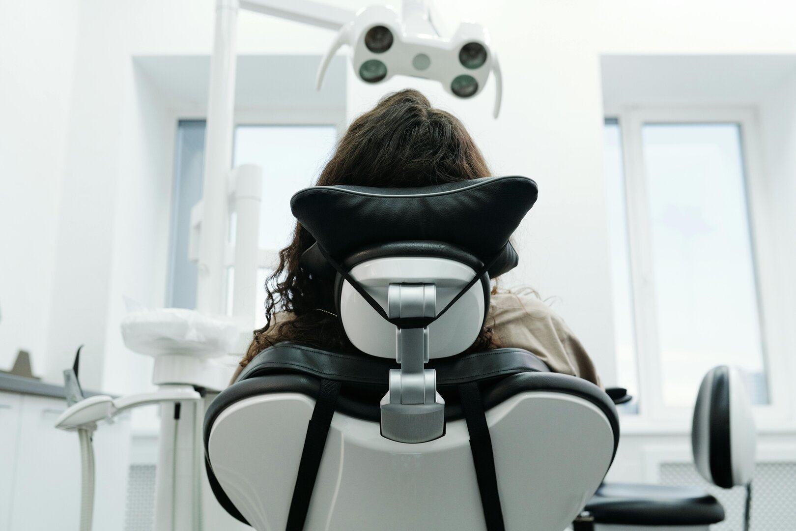 <h2 style="color:#0b3661;">Cirugías orales con experiencia y tecnología avanzada</h2>