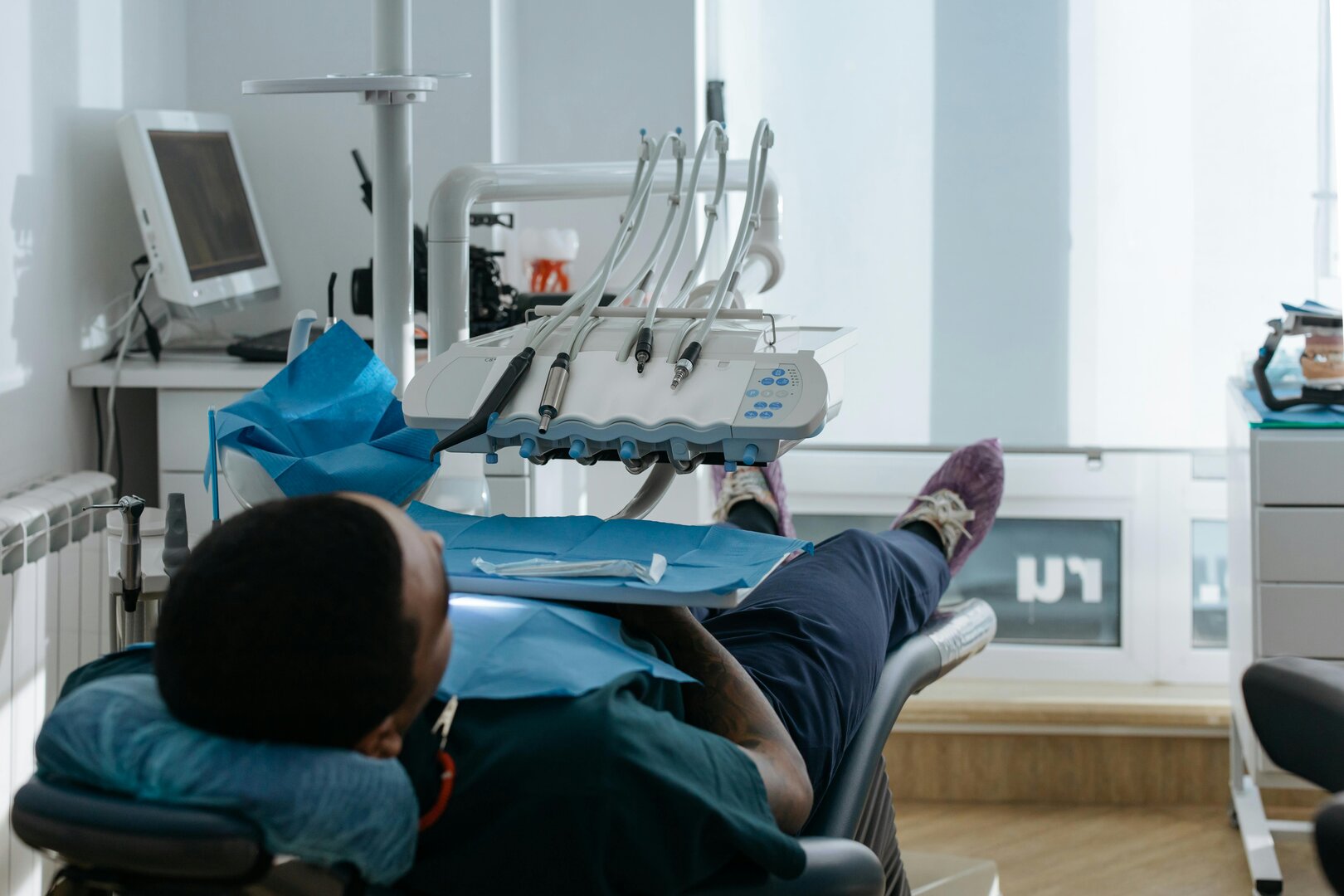 <h2 style="color:#0b3661;">Soluciones eficaces para restaurar dientes dañados</h2>